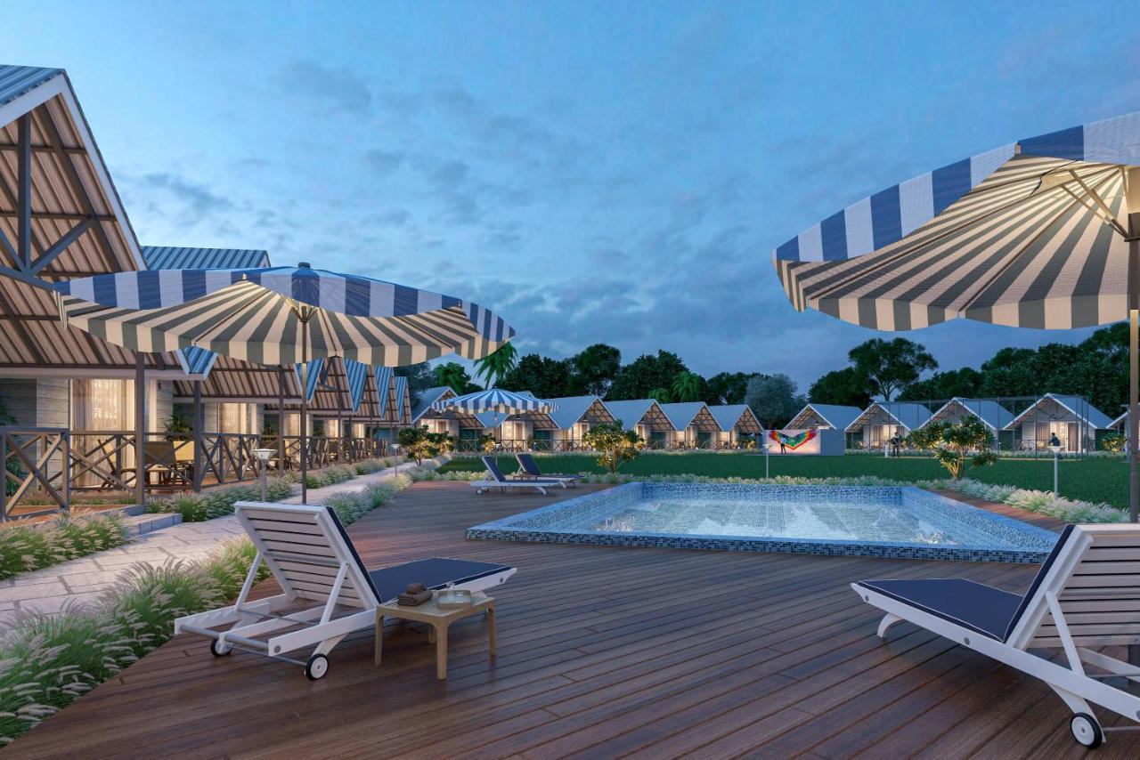 Praveg Beach Resort Daman, Jampore Beach Eksteriør bilde